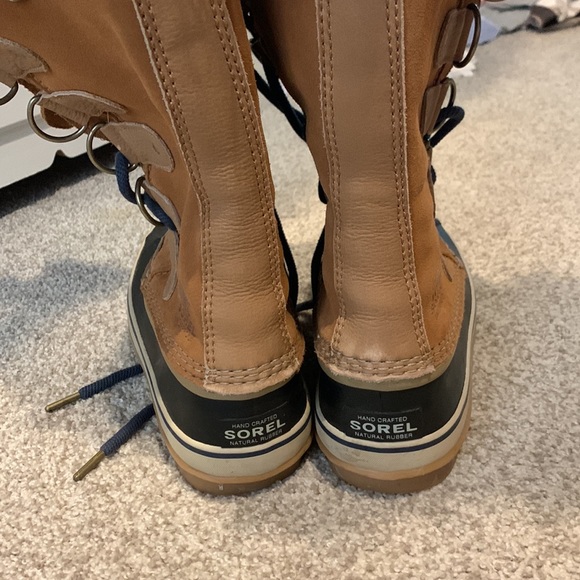 Sorel Boots - Picture 3 of 10
